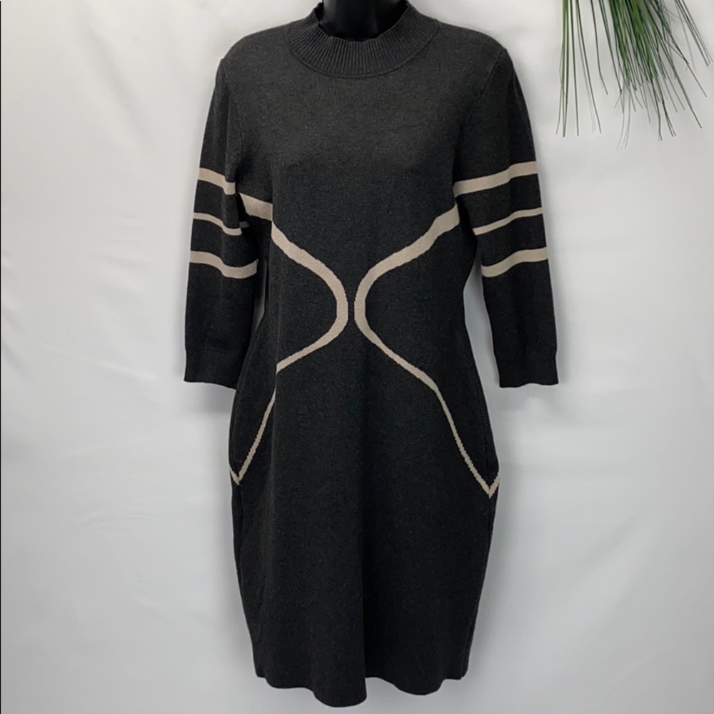Danny and Nicole dress size large